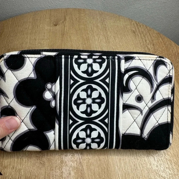 Vera Bradley Night and Day Accordion Style Zip Wallet Clutch - Picture 7 of 8